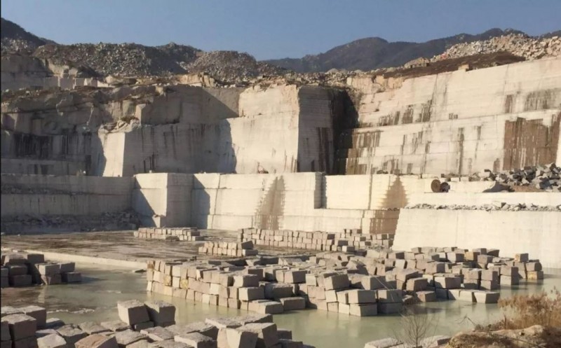 山東五蓮縣綜合整治礦山石材行業，已有188家石材加工企業通過環評驗收