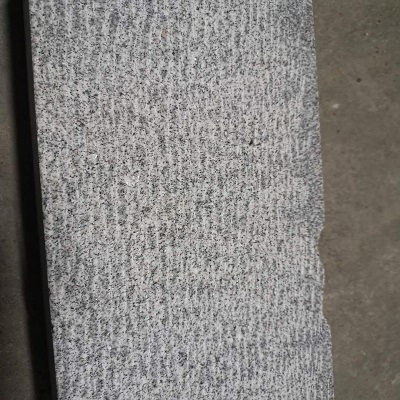 湖北羅田芝麻灰斧剁板細(xì)鑿面廠家