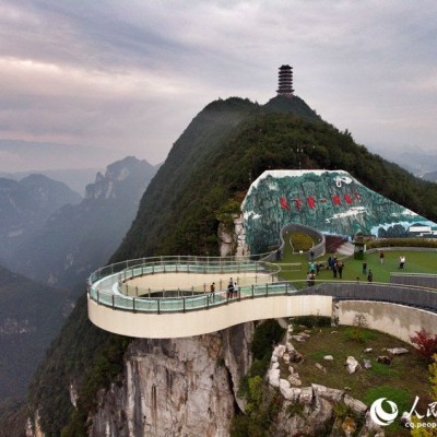 供應(yīng)涂鴉藝術(shù)、墻體彩繪設(shè)計(jì)、經(jīng)典彩繪壁畫、經(jīng)典涂鴉畫