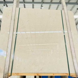 800 平方奧特曼 超級(jí)撿漏 底白板面漂亮，全走套現(xiàn)99不議價(jià) ?架子位到期[微笑]，先定先